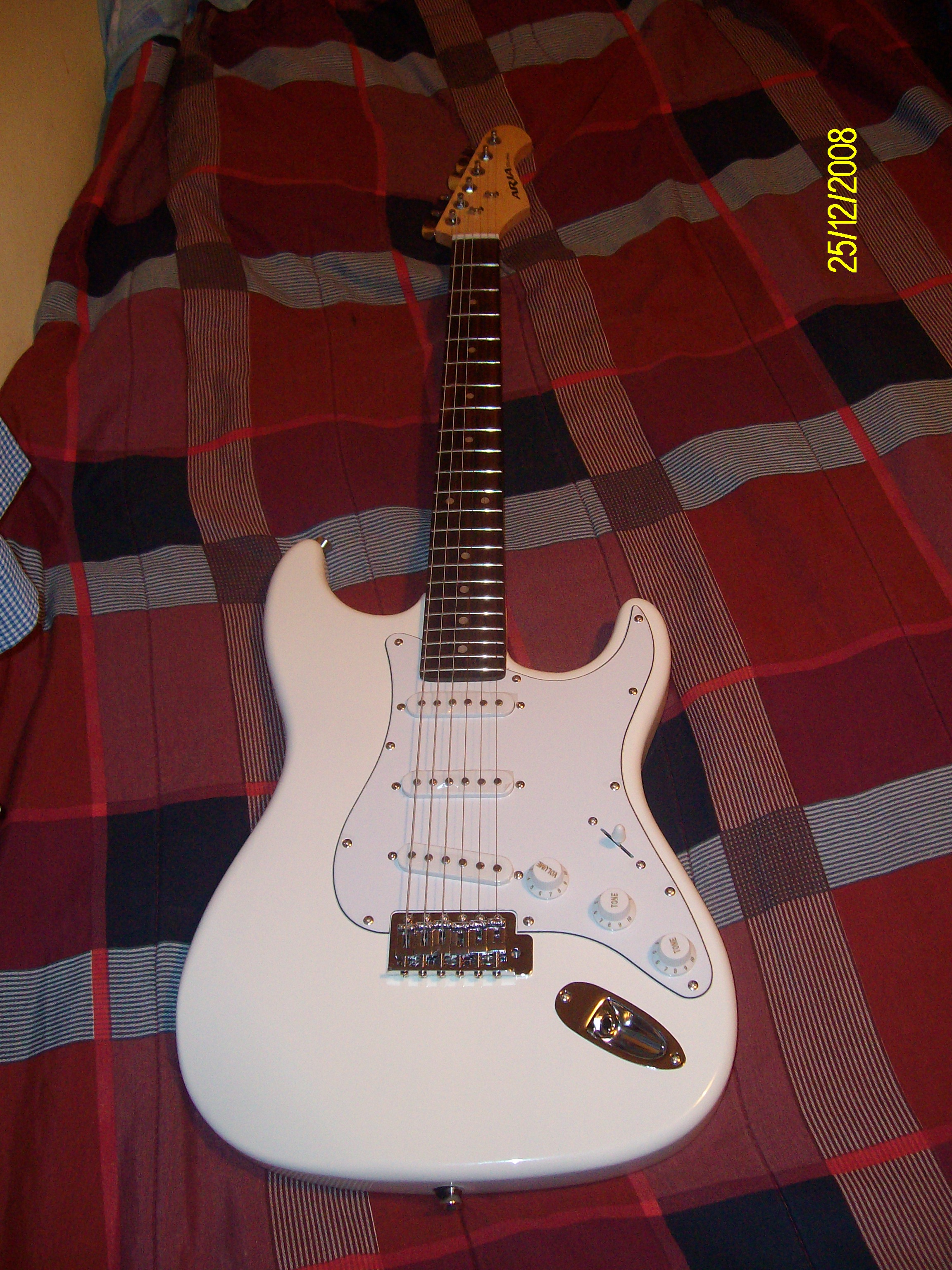 Aria Stratocaster